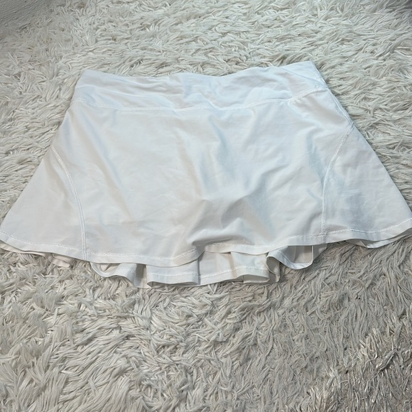 Lululemon Circuit Breaker Skirt (Tall) White - Picture 1 of 8